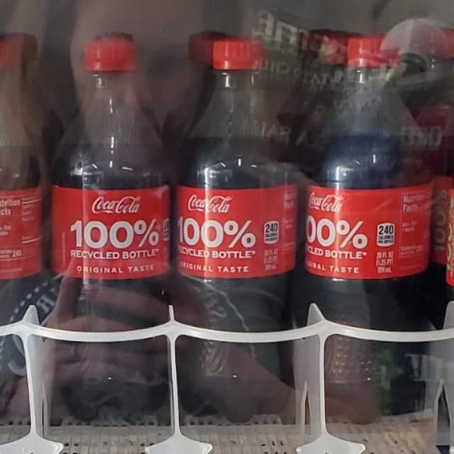 20oz Coke (Online).