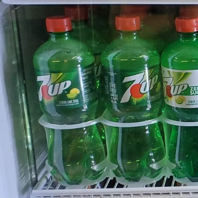 7-Up 20oz On-Line.