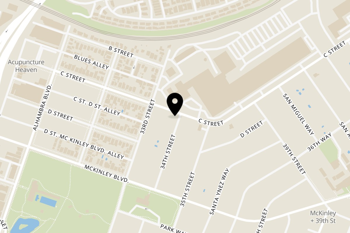 Map showing the location of Roxie Deli & Barbeque on 3340 C St in Sacramento